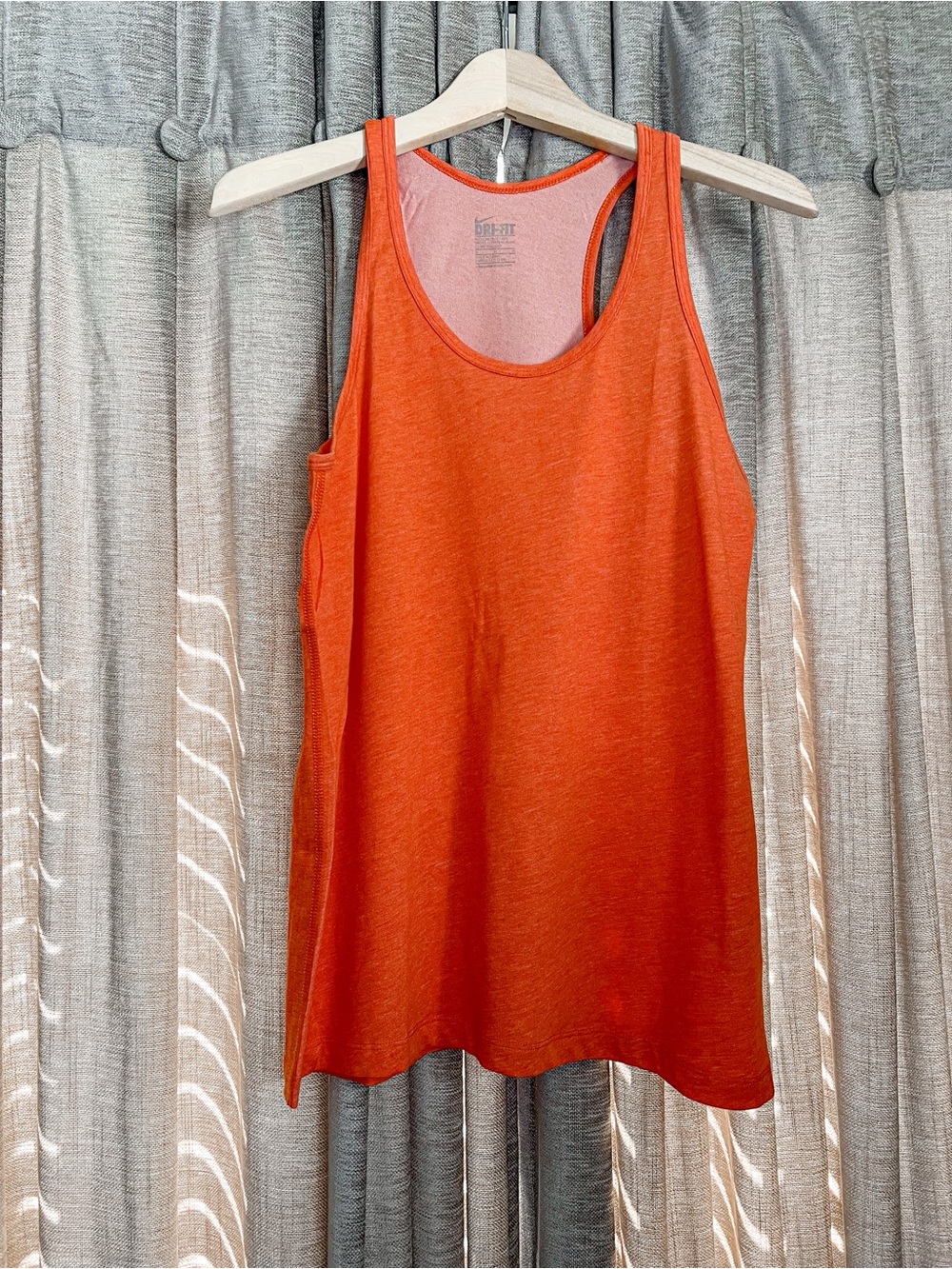 Nike Orange Dri Fit Racerback Regular Fit Tank Top Size Medium